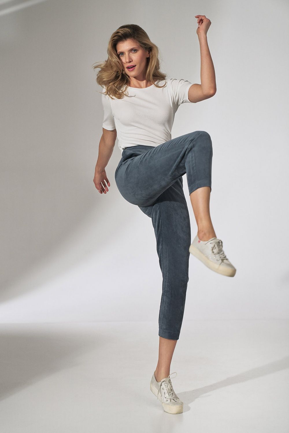 Damesbroek model 151822 Figl