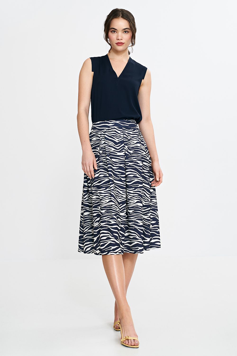  rok model 210067 Nife 