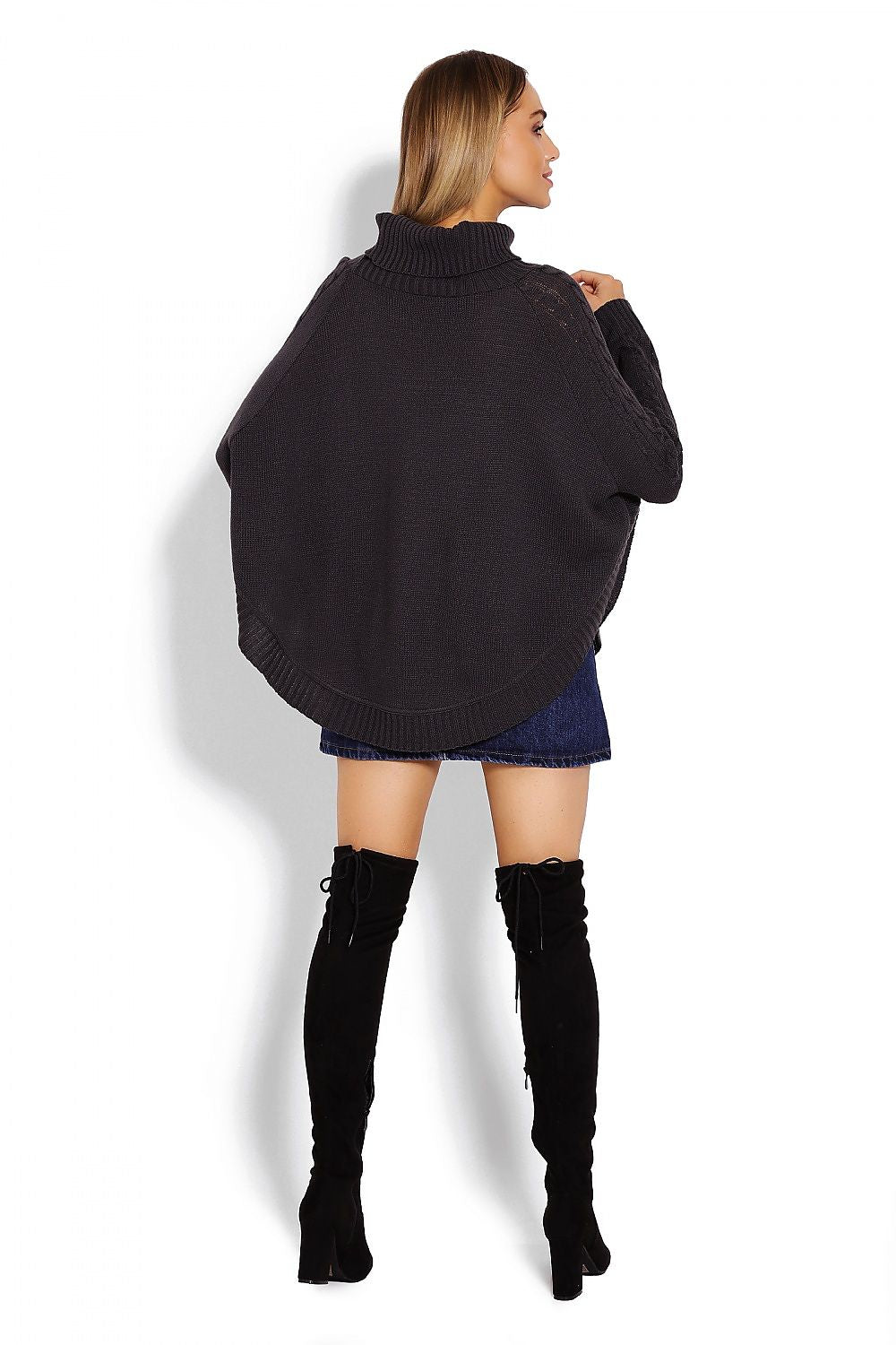  poncho model 122918 PeeKaBoo 