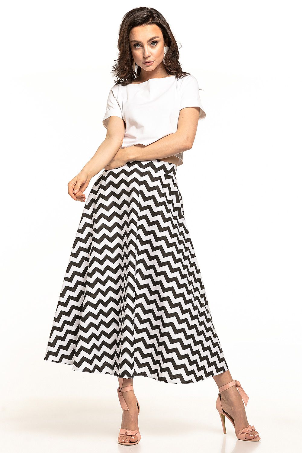  rok model 143237 Tessita 